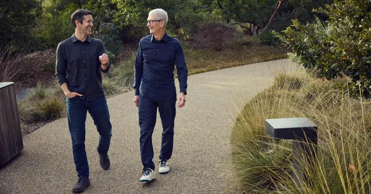 Tim Cook bliver bestyrelsesformand for Apple John Ternus bliver Apples nye CEO, billede fra Apple